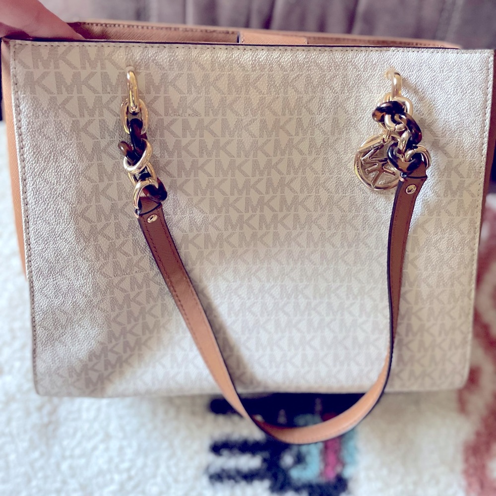 Michael Kors bag